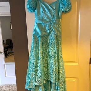 Beautiful Maid of Honor Gown